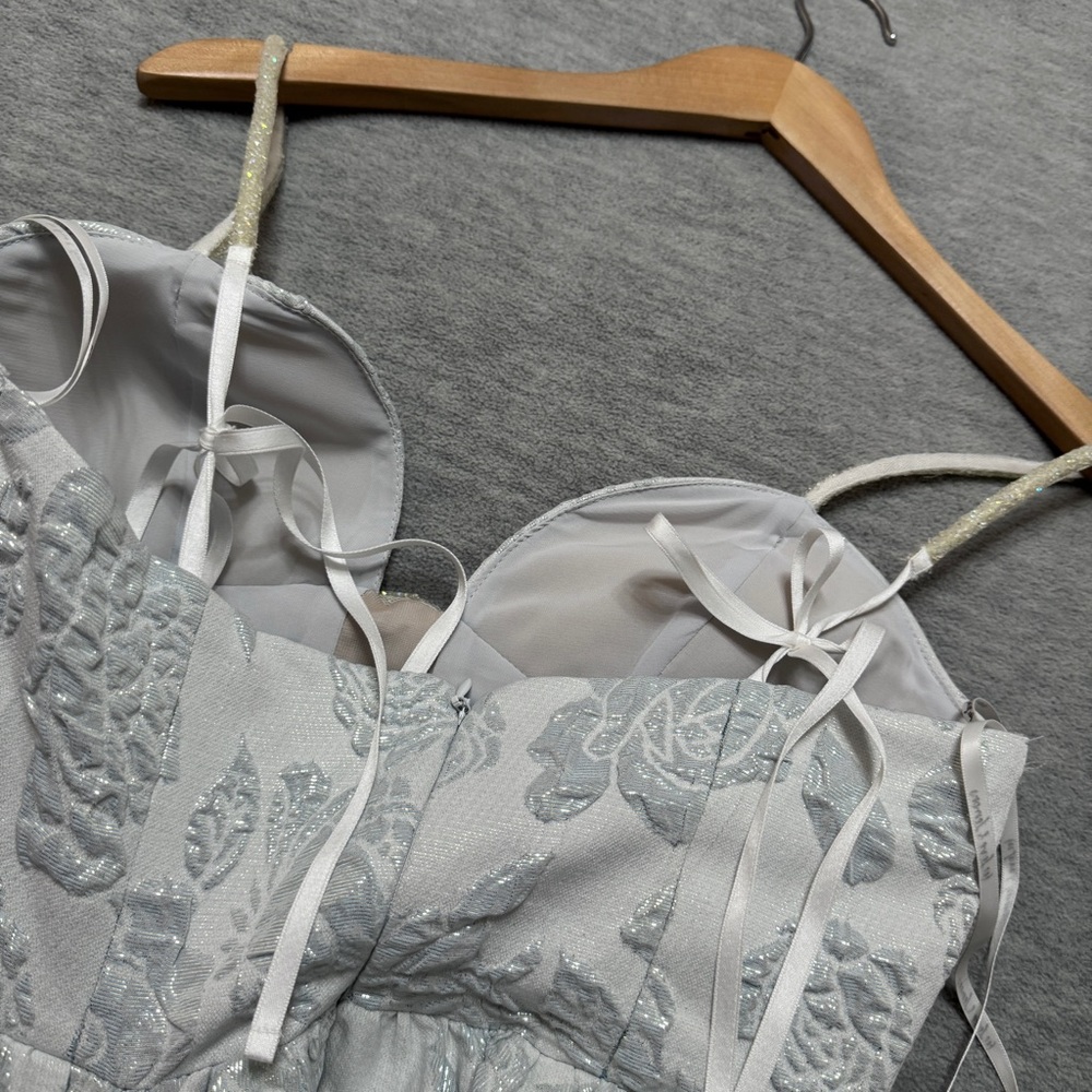FOR LOVE & LEMONS sz XS Lydia Party Dress in Ice Blue - Picture 16 of 16